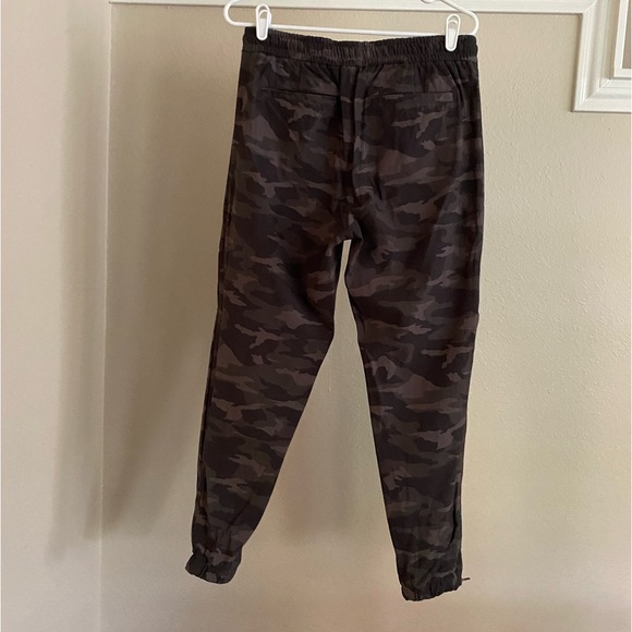 Athleta Farallon Jogger Pant - Picture 5 of 9